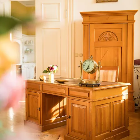 Luebecker Kroenchen 4*