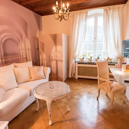 فندق Luebecker Kroenchen لوبيك