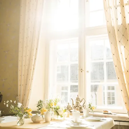 Luebecker Kroenchen فندق 4*