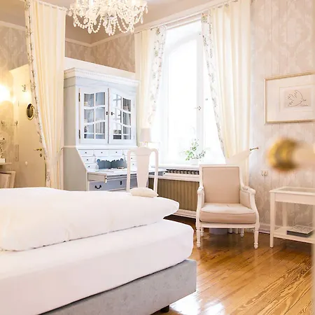 Luebecker Kroenchen 4*