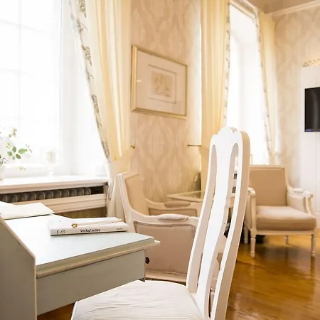 فندق Luebecker Kroenchen لوبيك