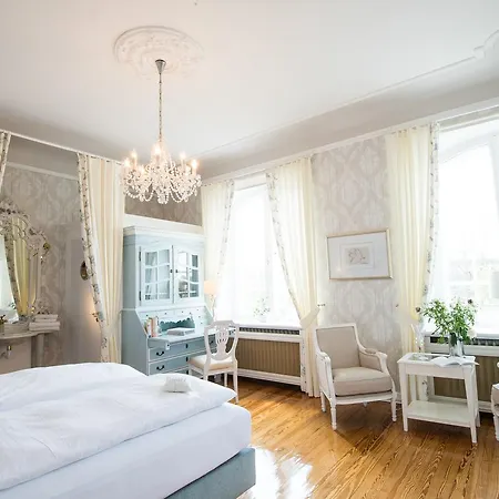 Luebecker Kroenchen Otel Lübeck