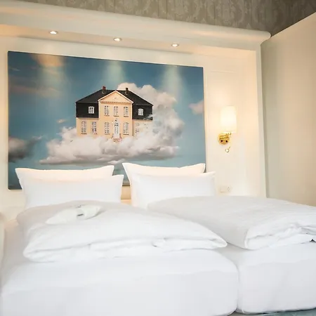 Luebecker Kroenchen 4* Любек