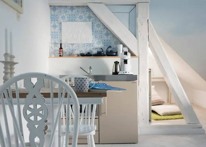 Hotel Luebecker Kroenchen 4*