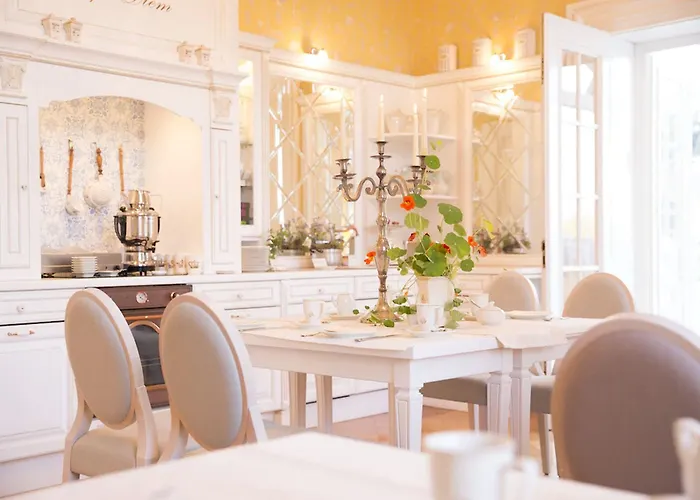 Hotel Luebecker Kroenchen 4*