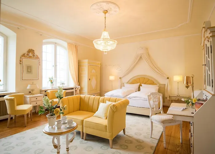 Luebecker Kroenchen 4* ליבק